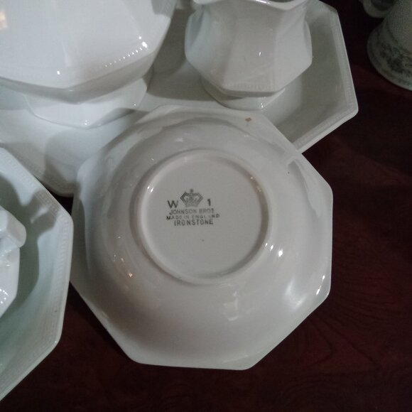 Heritage white ironstone dinner ware set - Picture 3 of 4